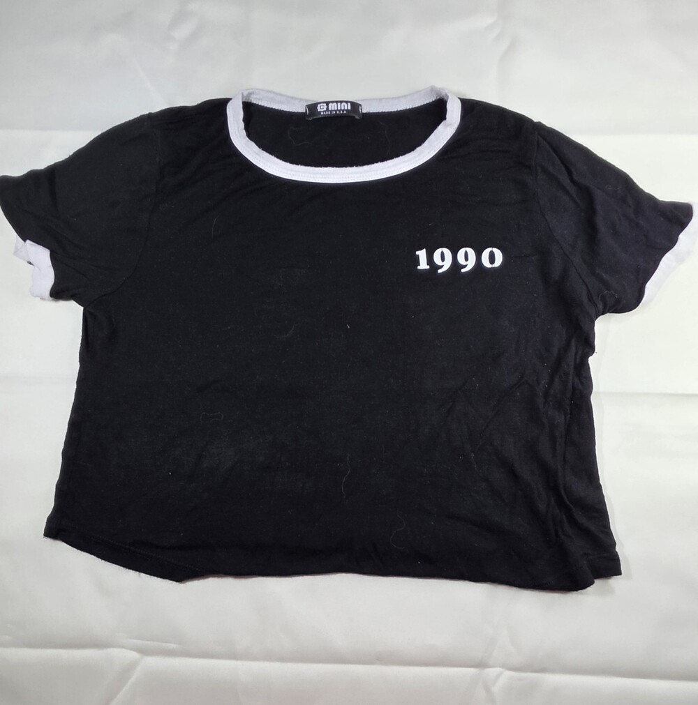 G Mini Black And White Ringer Crop Top With 1990 Print. Size Small Sku 0278